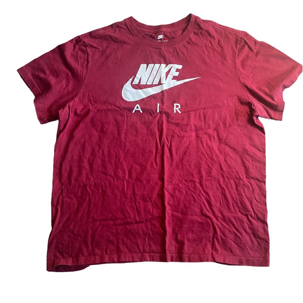 Nike Swoosh Logo T-Shirt - Size XL **.